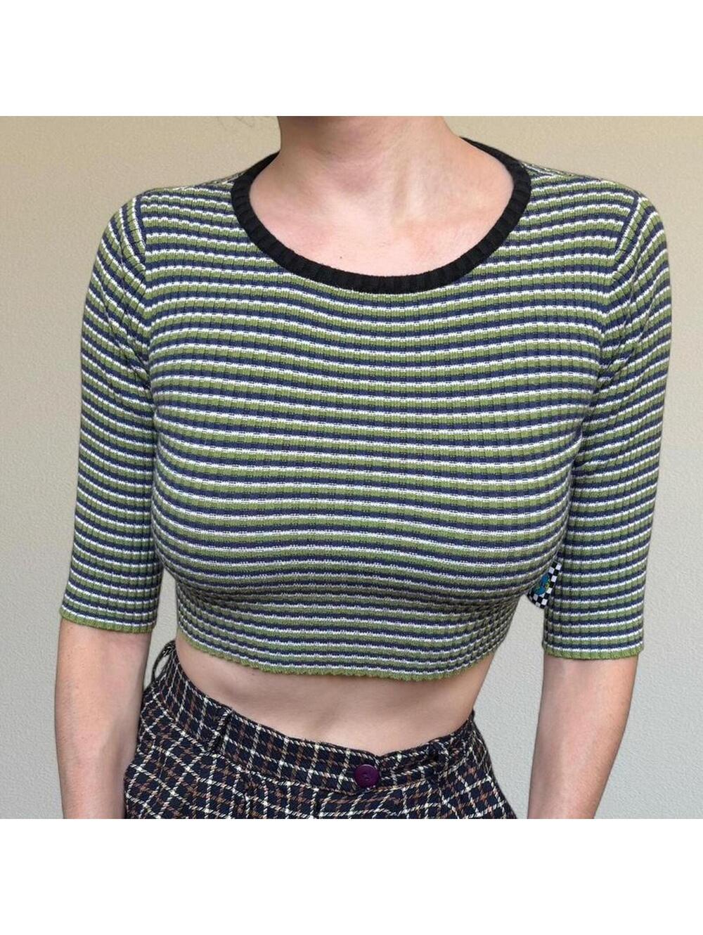 Unif striped cropped knit 3/4 sleeve top. Size xs.